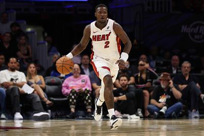 US-Reporter: Der Mannschaftsarzt der Hornets sagt, Rozier sei in einem umstrittenen Spiel wirklich verletzt worden, mit MRT als Beweis