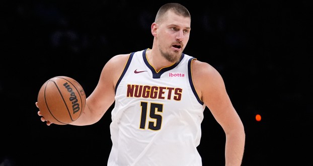 Die Nuggets hatten 34 Assists und Jokic 16, was fast die Hälfte des Teams ausmachte.