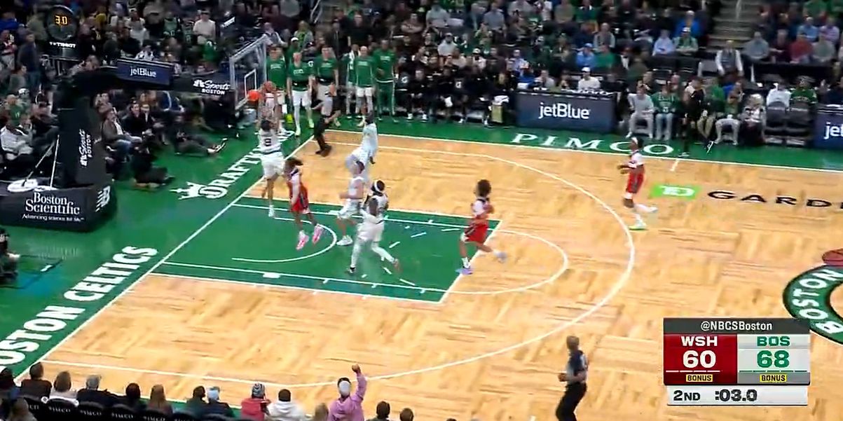 Die Mitglieder des Reserveteams sind nicht gut genug! Die Bank erzielte zur Halbzeit einen 2:20-Ergebnis der Celtics, wobei nur ein Spieler ein Tor erzielte.