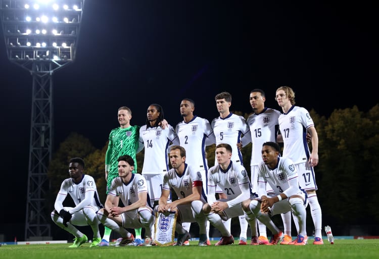 Ausländische Medien prognostizieren Englands Startaufstellung für diese Runde der WM-Vorrunden: Kane und Master La werden die Führung übernehmen! Bellin steht auf der Liste
