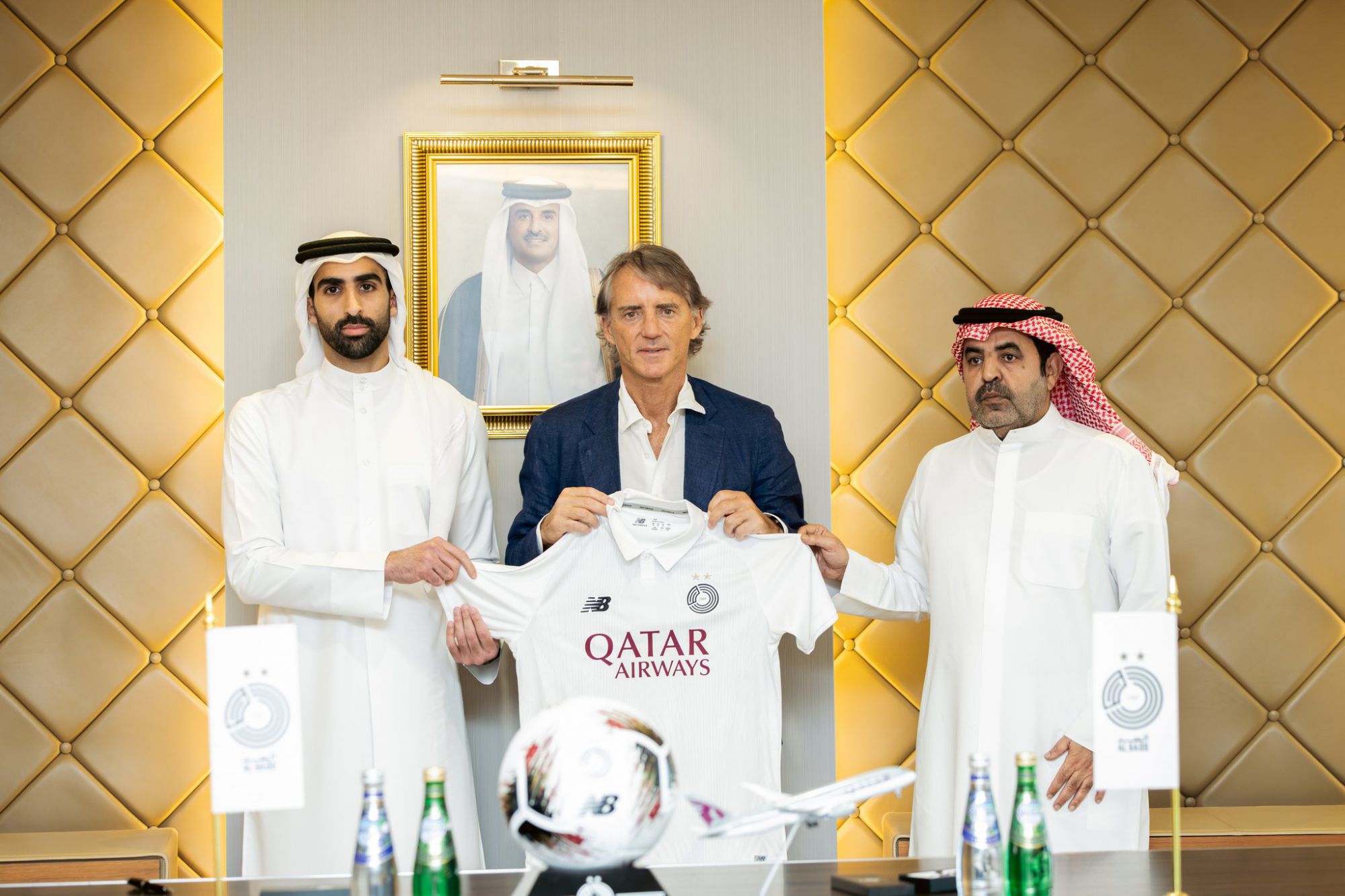 Offiziell: Der 60-jährige Mancini trainiert Qatar Sadr und unterschreibt für zweieinhalb Saisons