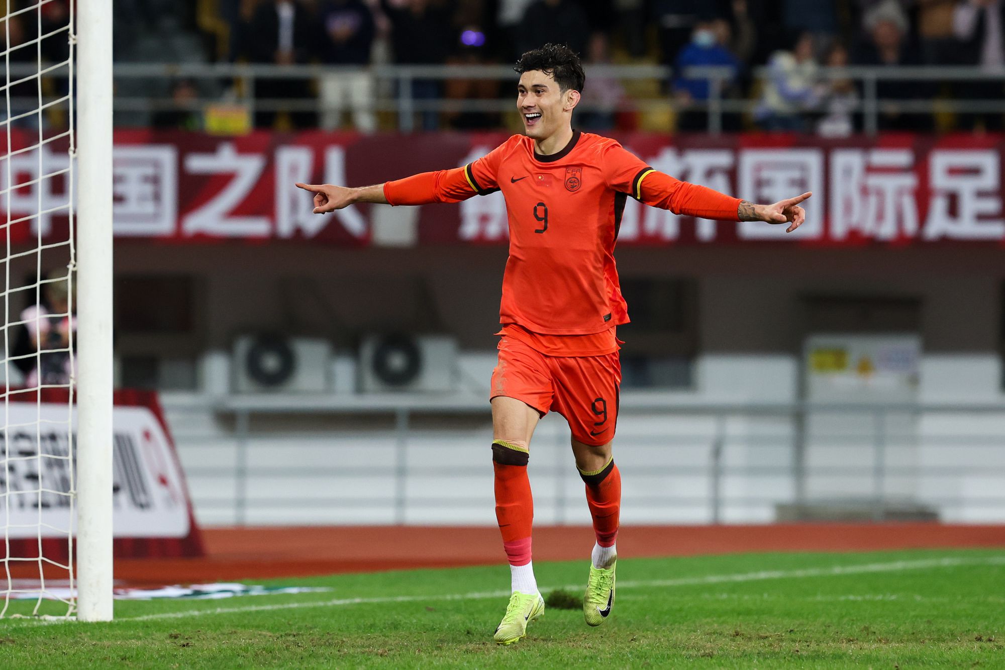 Panda-Cup-Wertung: 4 Teams liegen mit 3 Punkten gleichauf, wobei das chinesische Team aufgrund seines Tordifferenzvorteils vorübergehend den ersten Platz belegt.