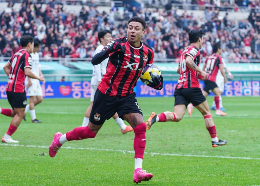 Lingard: Ich liebe die Wohnung mit toller Aussicht in Seoul und Südkorea hat die besten Hautpflegeprodukte