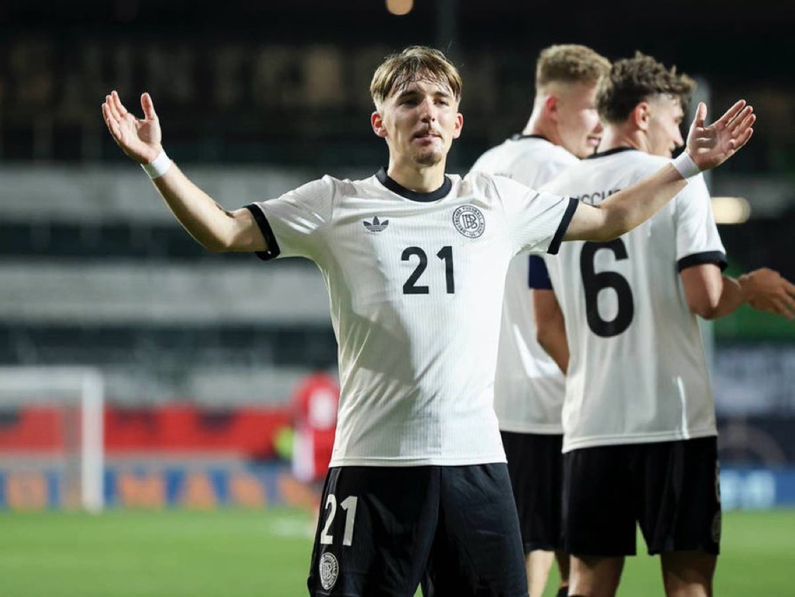 Deutschlands U21-Debüt komplettierte einen Doppelring, Karl: Perfekt! Ich konzentriere mich nur auf das Fußballspielen und lese keine sozialen Medien