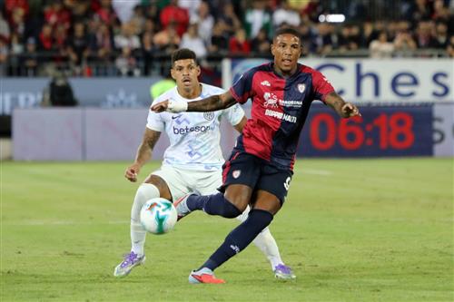 Cagliari gegen Inter Mailand