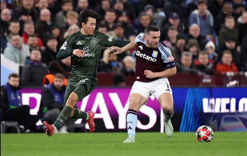 Aston Villa gegen Celtic Football Club