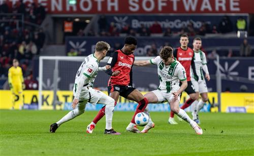 Bayer Leverkusen gegen Mönchengladbach