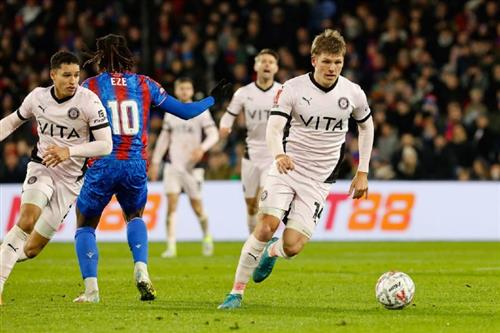 Crystal Palace gegen Stockport County
