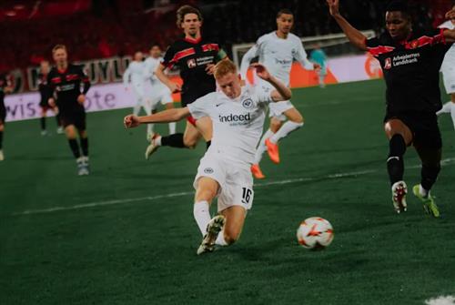 Midtjylland gegen Eintracht Frankfurt