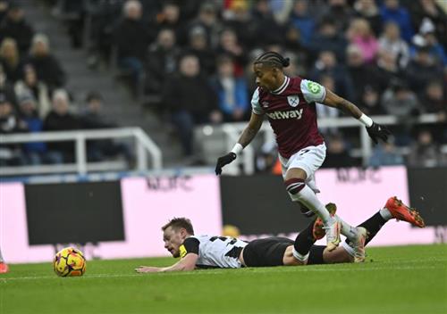 Newcastle United gegen West Ham United