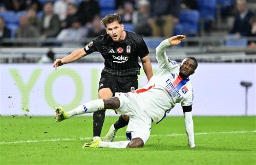 Lyon gegen JK Besiktas