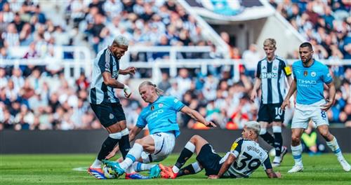 Newcastle United gegen Manchester City