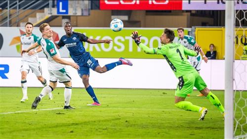 Paderborn 07 gegen Hannover 96