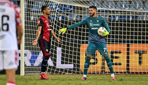 Cagliari gegen Cremones