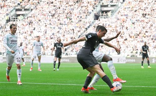 Juventus gegen Salernitana
