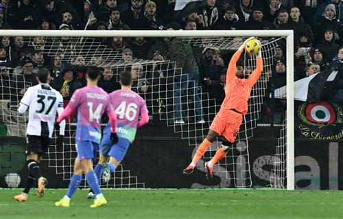 Udinese gegen AC Mailand