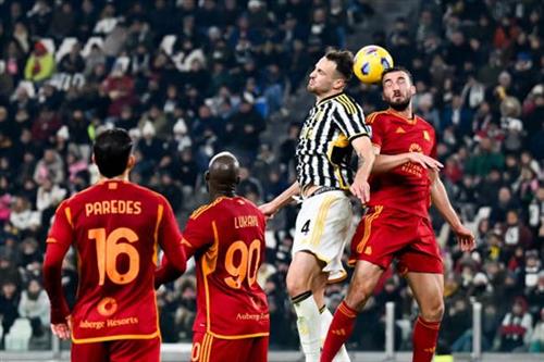 Roma gegen Cremonese