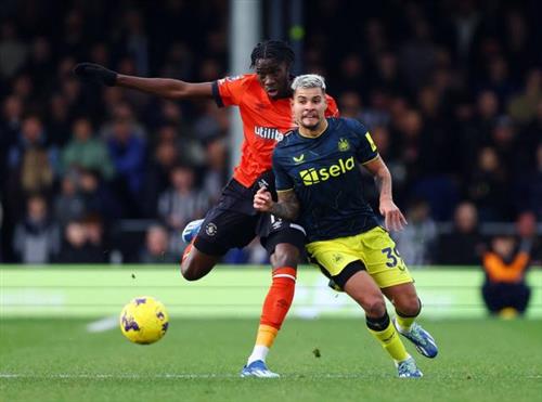 Luton Town gegen Newcastle United