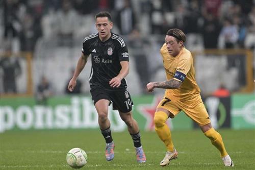 Beşiktaş JK gegen Bodo Grint