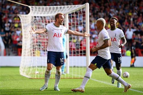 Nottingham gegen Tottenham Hotspur