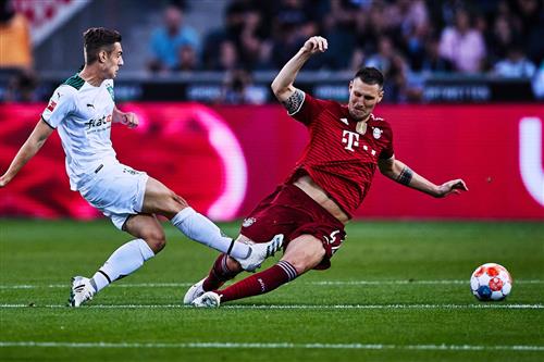 Augsburg gegen Bayern München
