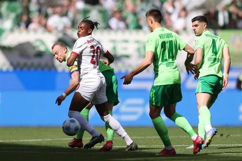 Wolfsburg gegen Freiburg