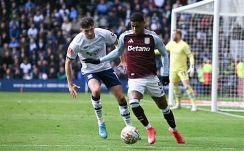 Preston North gegen Aston Villa